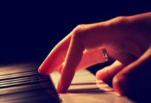 异地挽回男友,规划沟通与耐心行动之策